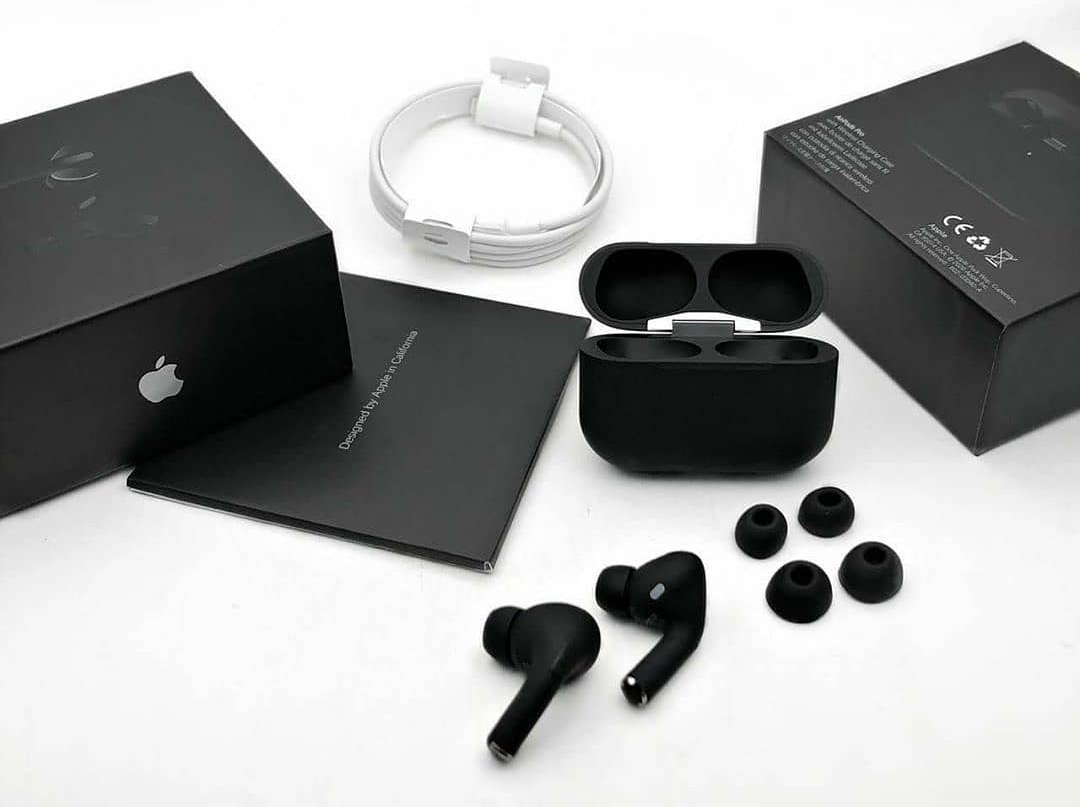 AirPods Pro 2 Black Edition (2nd Generation) | Best Buy 2024