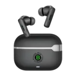 Bluk's BeatScape BX-607 closed case and earbuds