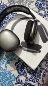 AirPods Max Ultra photo review